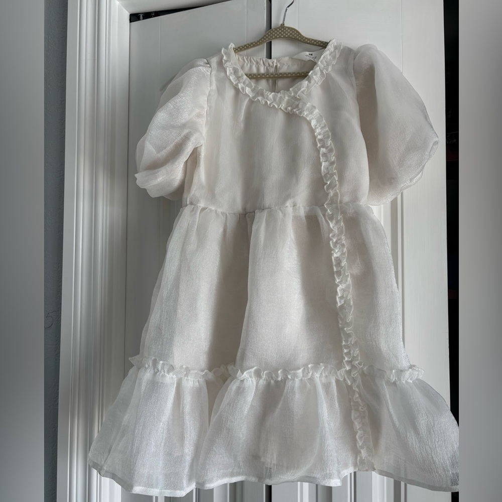 H&M White Ruffled Dress